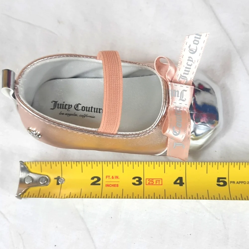 Juicy Couture Baby Venice Baby Shoes Size 4 Rose Gold Silver Metallic with Box